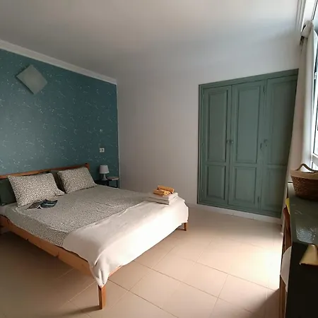 Rentenerife Park Holidays & Pool Apartment